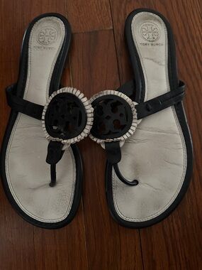 Tory Burch Black and White Miller fringe Thong Sandals 8